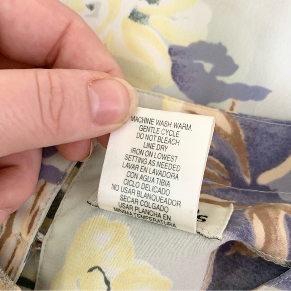 ♦️SOLD♦️ Vintage blouse with shoulder pads geometric floral print size Medium - Picture 10 of 10